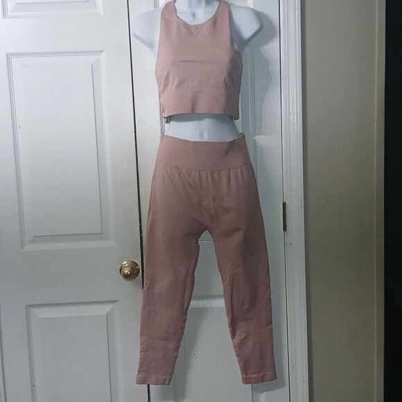 Nova Sports light mauve  2pc set sports bra legging set  Sz M  NWOT - Picture 1 of 10